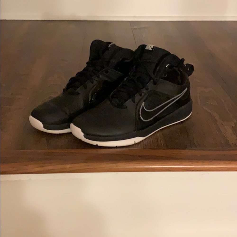 Youth Nike’s